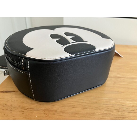 Coach X Disney Mickey Mouse Face Ear Pie Eye Leather Crossbody Bag Lightly Used - Picture 4 of 12